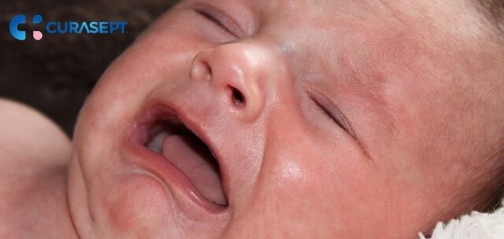Kako najlakše pregurati kada krenu prvi zubići kod bebe?